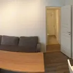 Otel Imi Stolen